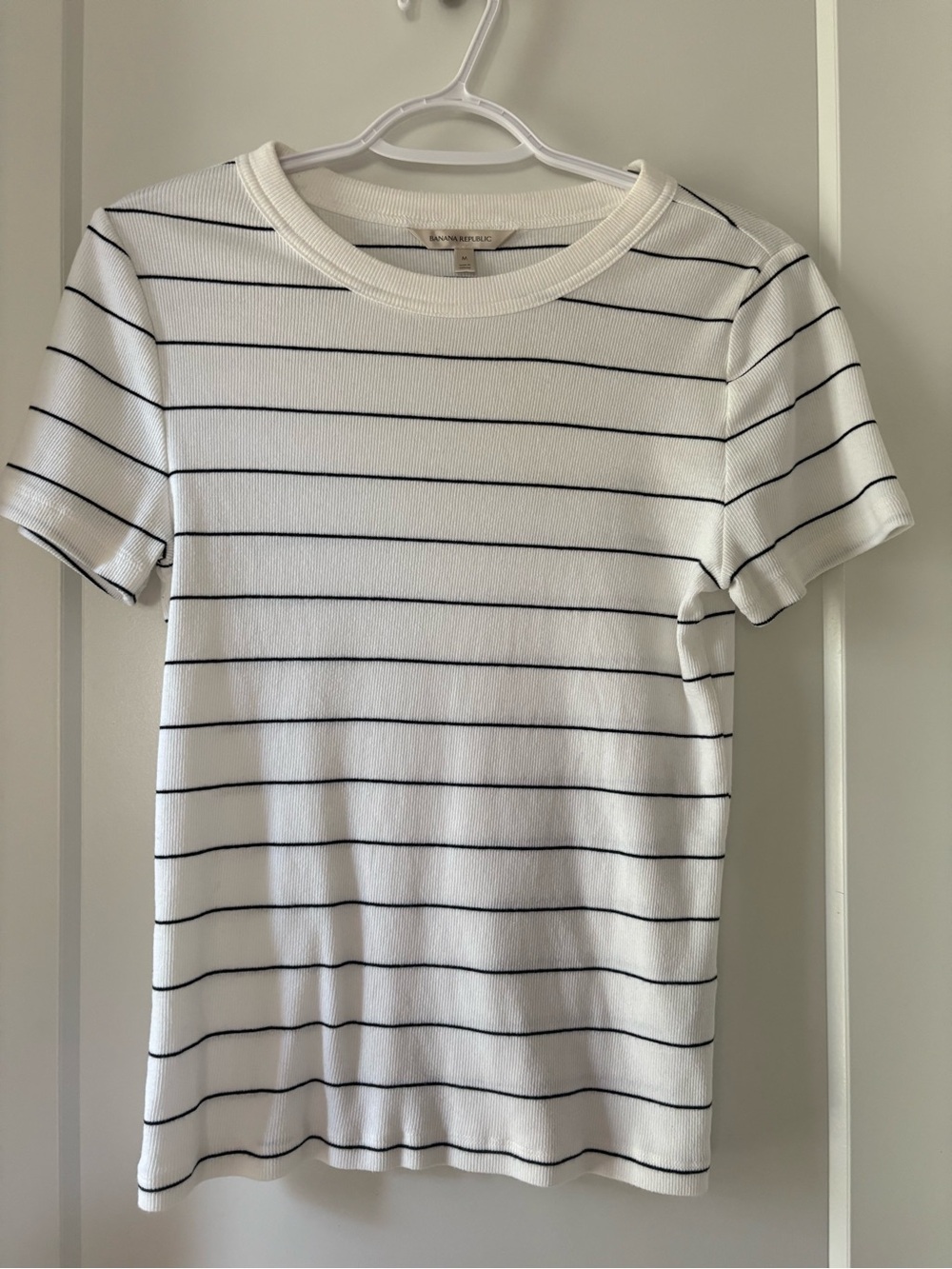 Banana Republic Striped Short-Sleeve Crewneck Top - Size Medium,